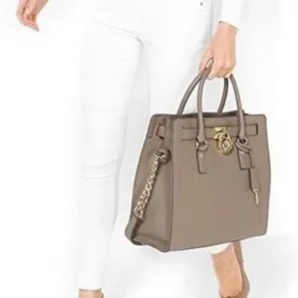 MICHAEL Michael Kors Large Hamilton Saffiano Leather Tote - Picture 2 of 15